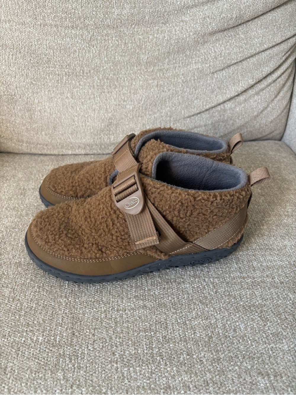 Chaco Women’s Fluff Ankle Boot Size 7 (EUR 38)